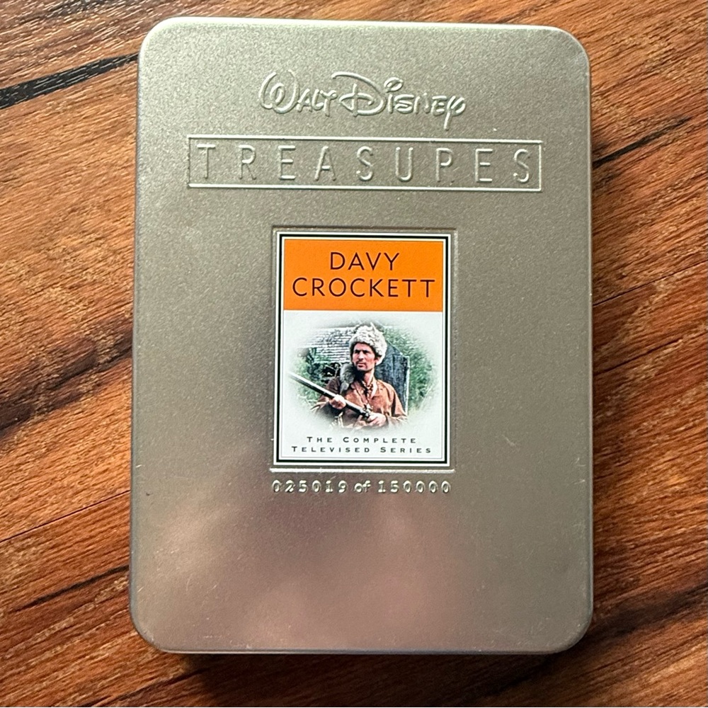 Walt Disney Treasures Davy Crockett the complete televised series DVDs - Tin Box